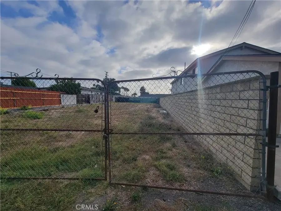 17101 B, Huntington Beach, CA 92647 - #2