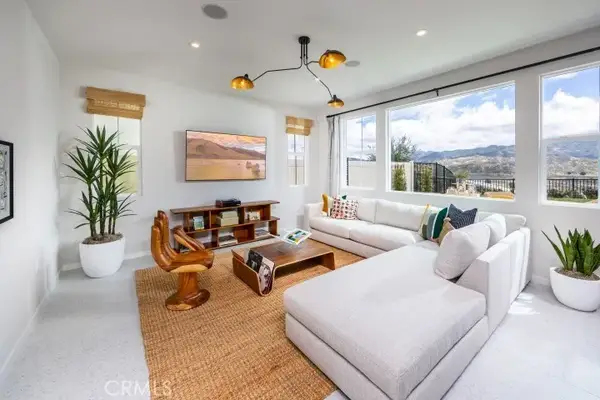 16303 Estonia Drive, Canyon Country, CA 91387