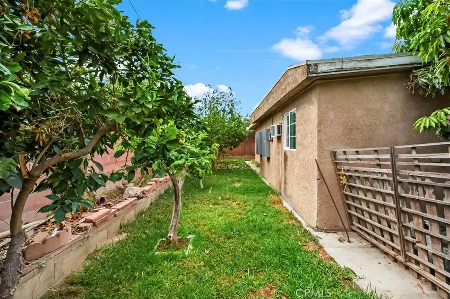2130 W 12th, Santa Ana, CA 92703 - #3