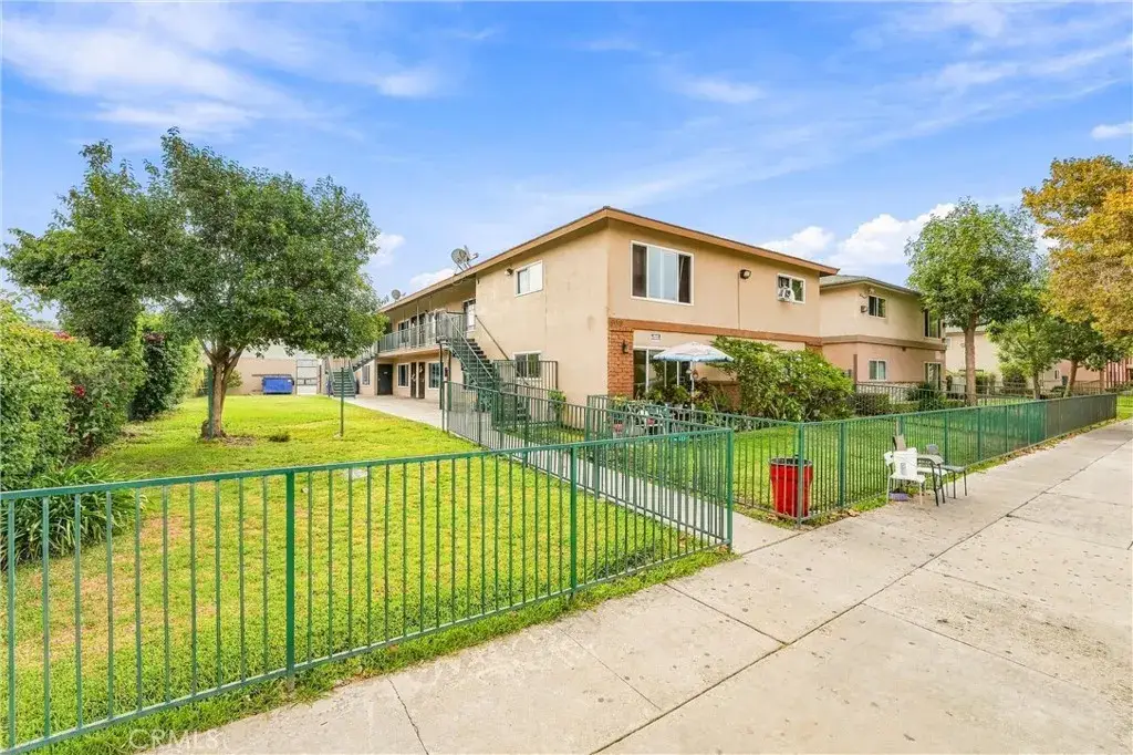 809 S Townsend Street, Santa Ana, CA 92704 - #1