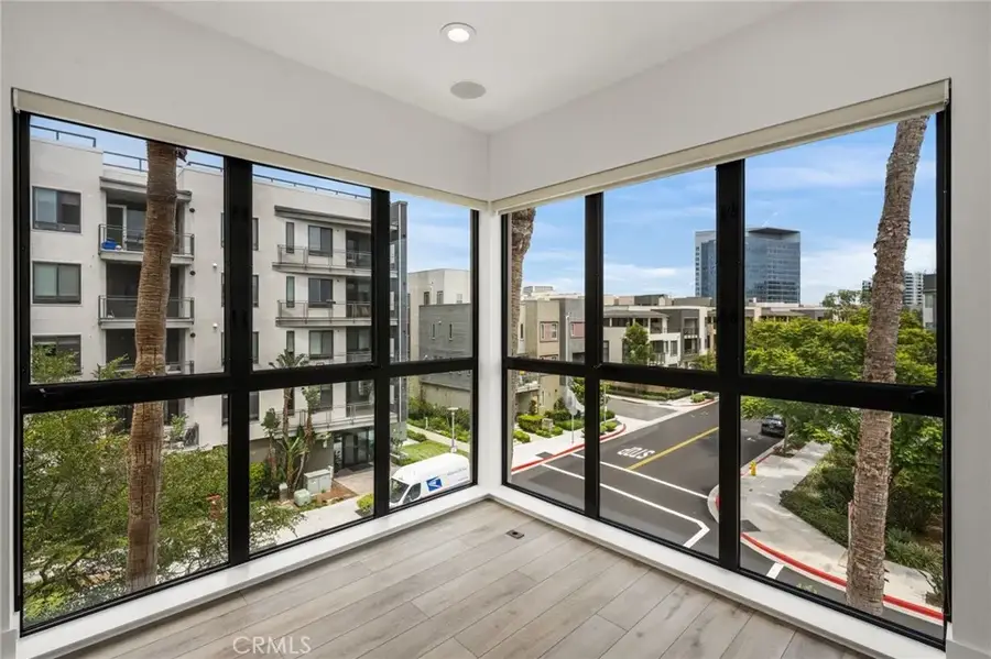 402 Rockefeller #315, Irvine, CA 92612 - #2