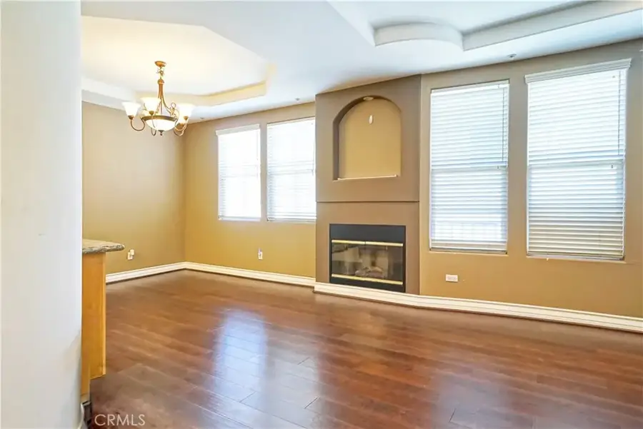 10623 Moorpark, North Hollywood, CA 91602 - #3