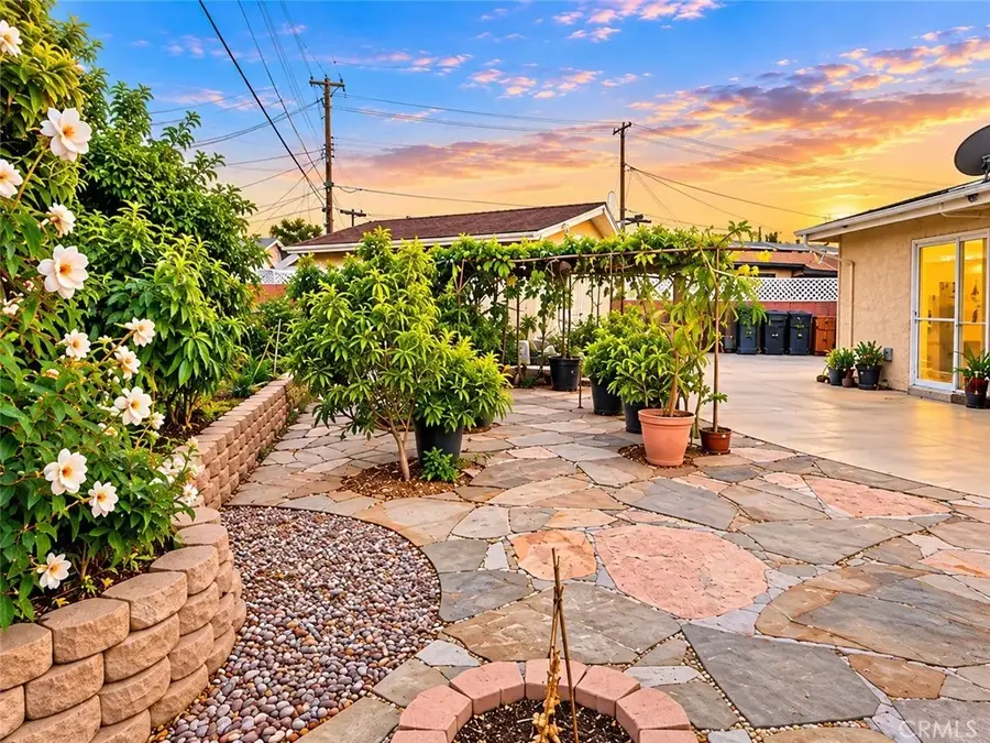 10582 Larry, Anaheim, CA 92804 - #3