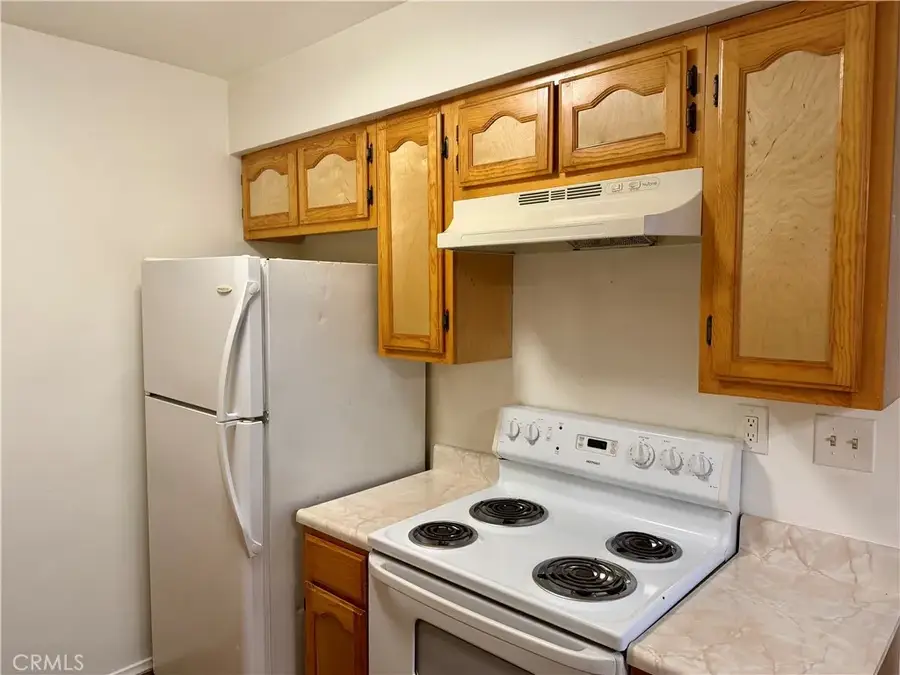 335 Cedar #212, Long Beach, CA 90802 - #3