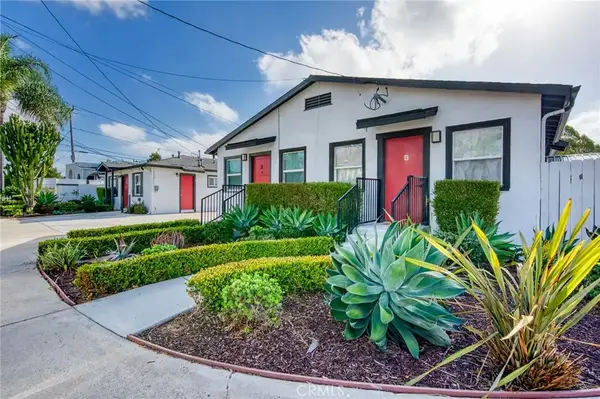 1550 Orange Avenue, Costa Mesa, CA 92627