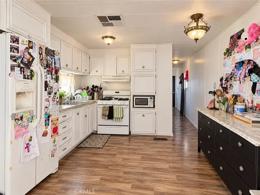 185 N Eucalyptus #12, Rialto, CA 92376 - #3