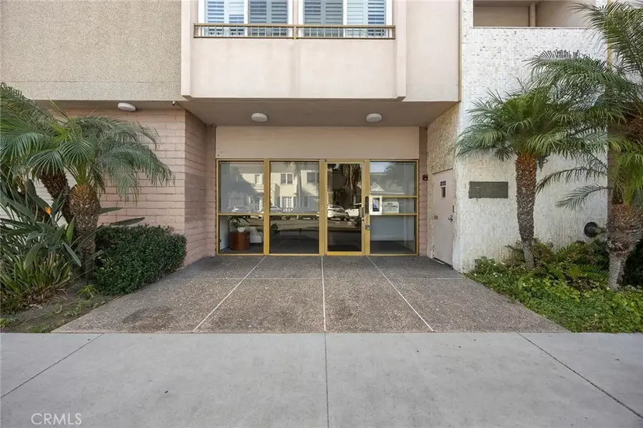 1635 E Ocean #D2, Long Beach, CA 90802 - #3