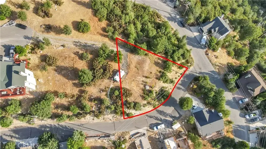 26867 Inyo Ct, Lake Arrowhead, CA 92352 - #2