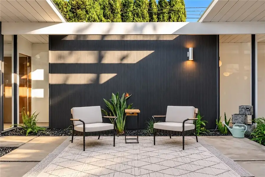 842 E Glendale, Orange, CA 92865 - #2