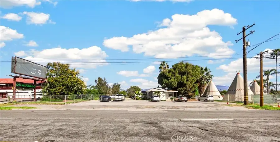 2794 E Foothill, Rialto, CA 92376 - #2