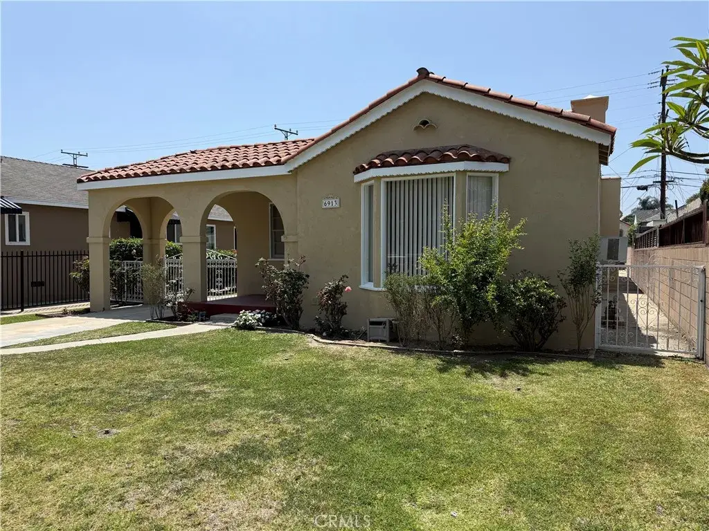 6913 Plaska Avenue, Huntington Park, CA 90255 - Image #1