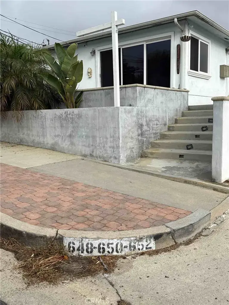 648 W 36th, San Pedro, CA 90731 - Image #2