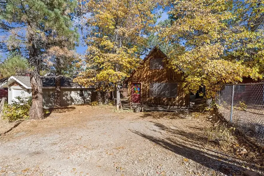 805 San Bernardino, Sugarloaf, CA 92386 - Image #2