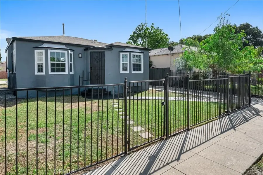 11204 Alvaro, Los Angeles, CA 90059 - #3