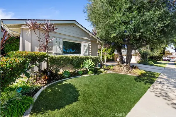 3561 Fela, Long Beach, CA 90808