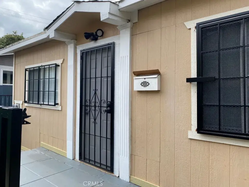 1140 S Oxford, Los Angeles, CA 90006 - Image #1