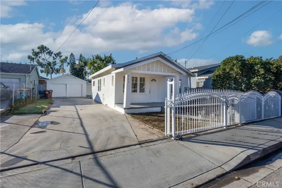 711 N Crane Avenue, Compton, CA 90221 - Image #3