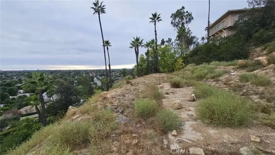 1822 Loma Roja, Santa Ana, CA 92705 - #2