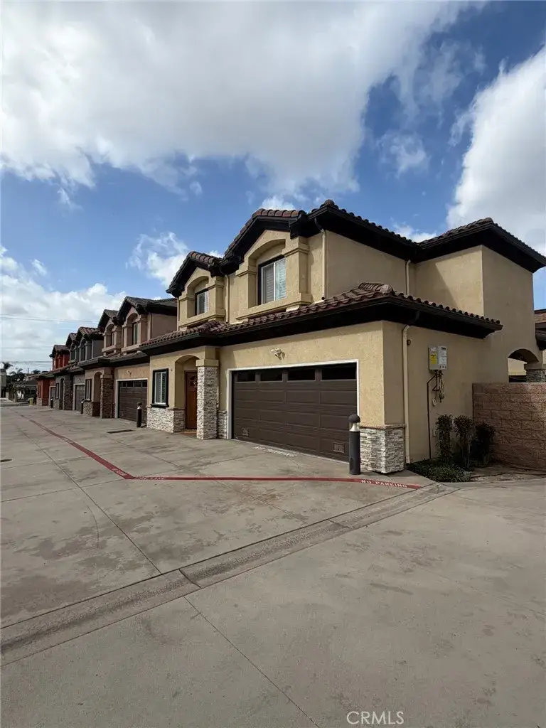 6518 Walker, Bell, CA 90201 - #3