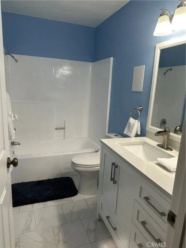 21245 Camelia #27, Lake Forest, CA 92630 - Image #2