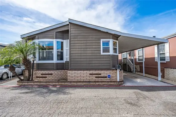 6301 Warner #53, Huntington Beach, CA 92647