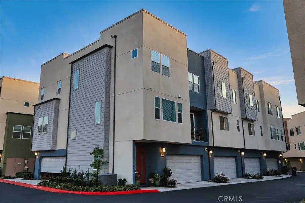 1649 W Lincoln #105, Anaheim, CA 92801 - #1