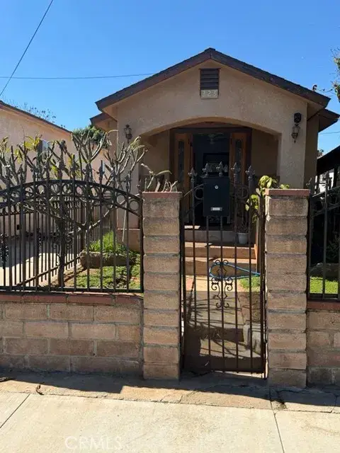 223 S Kern, Los Angeles, CA 90022 - #1