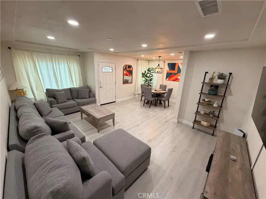 200 E Barclay Street, Long Beach, CA 90805 - #3