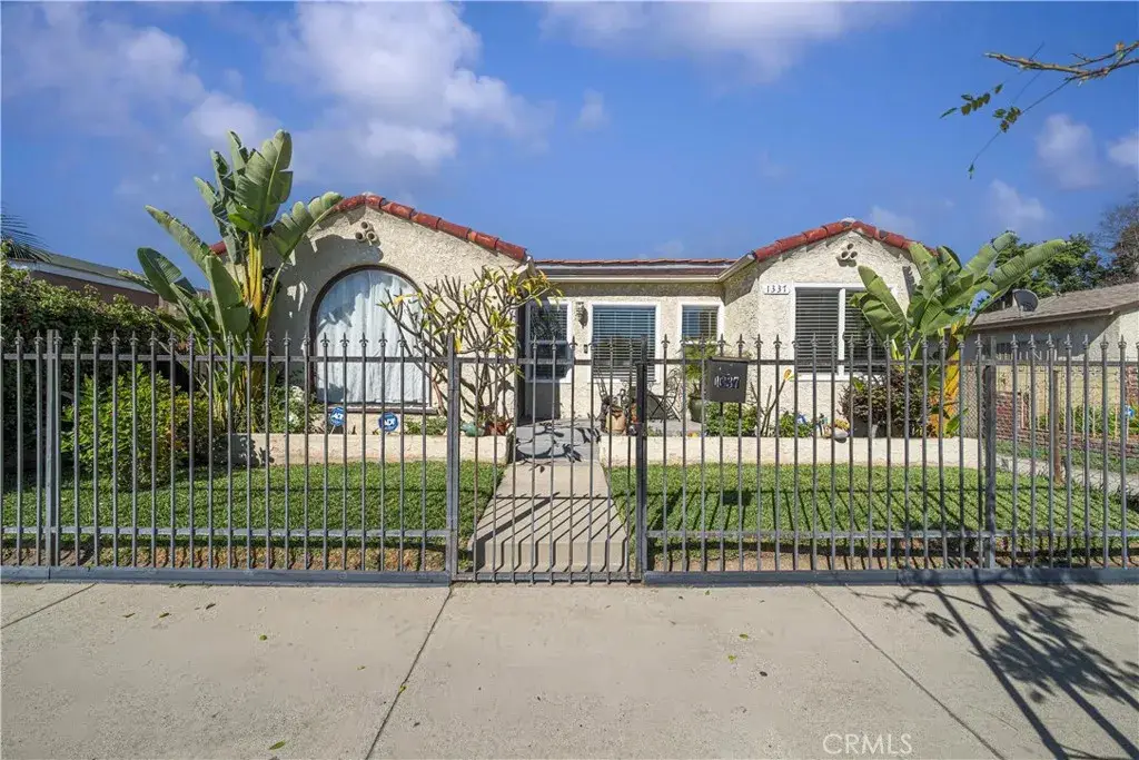 1337 W Gage, Los Angeles, CA 90044 - #1