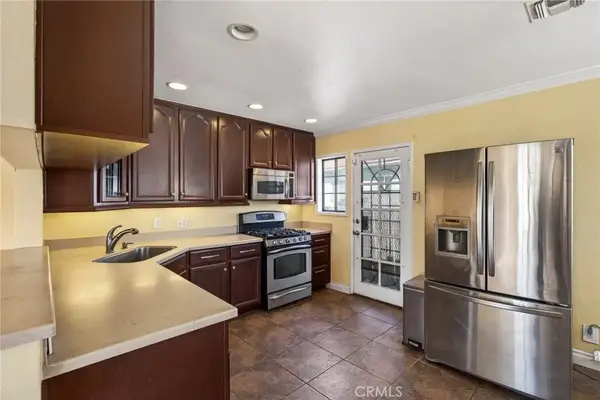 5021 Brayton, Long Beach, CA 90807