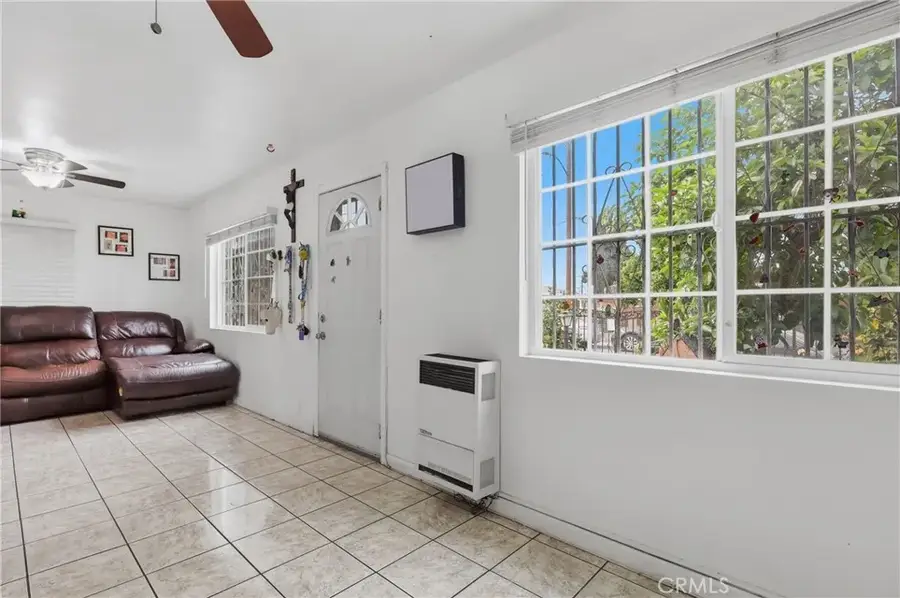 440 W Cherry, Compton, CA 90222 - #3