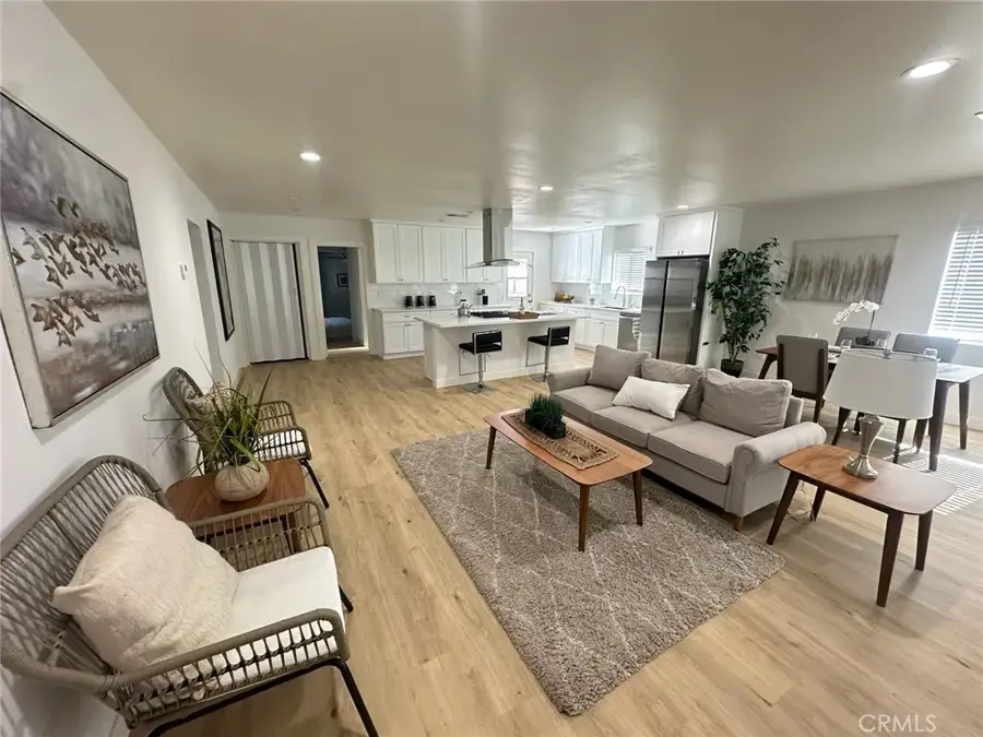5344 Adenmoor, Lakewood, CA 90713 - #3