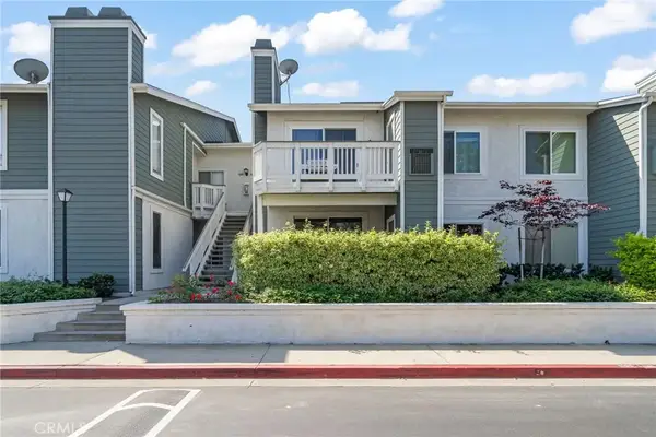 12042 Sylvan River #4, Fountain Valley, CA 92708