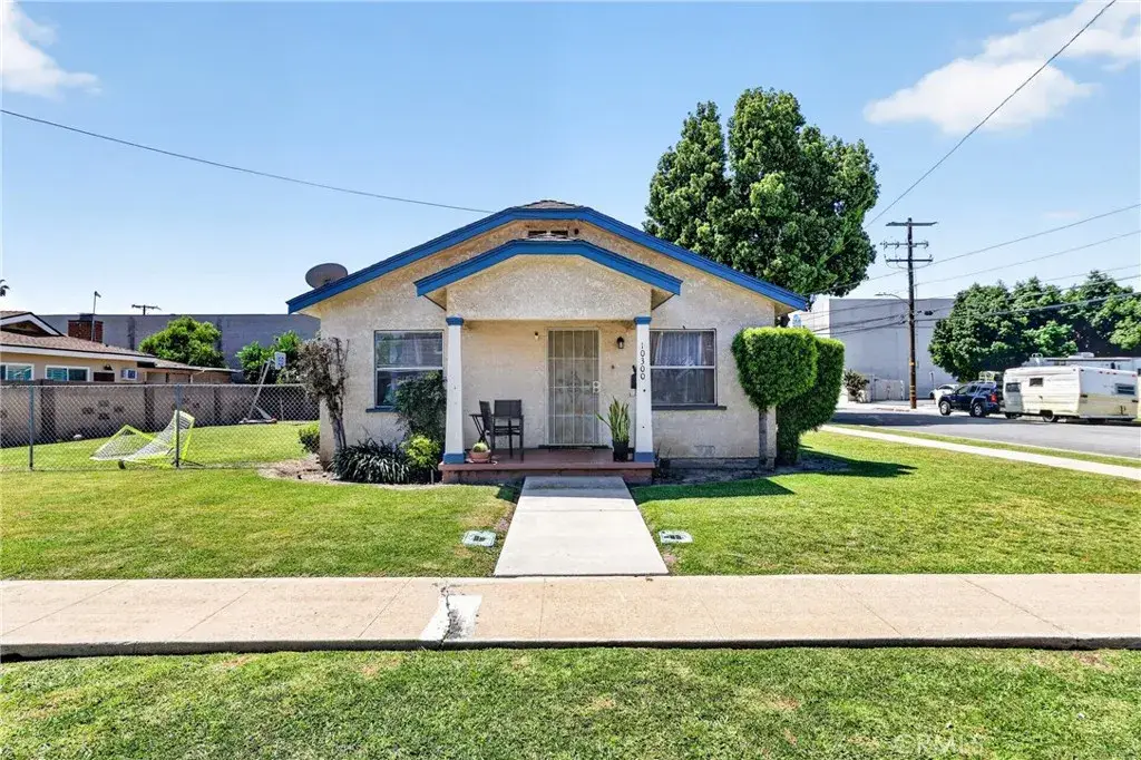 10300 Monterey Street, Bellflower, CA 90706 - #1