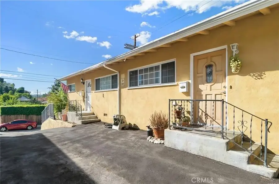 5354 De Roja, Woodland Hills, CA 91364 - #3