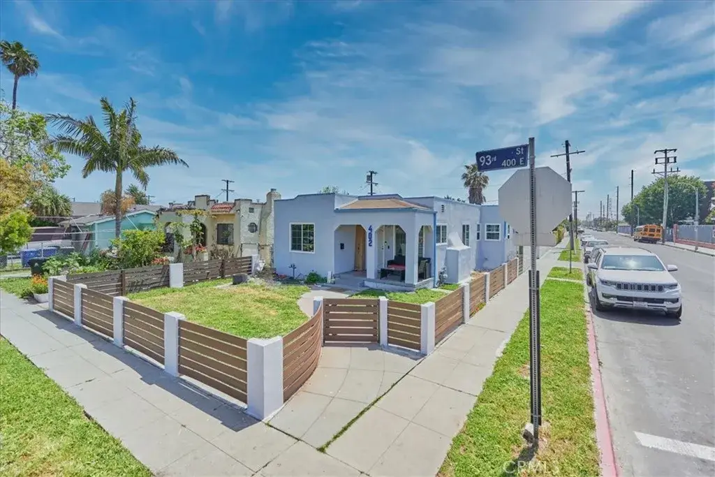 402 E 93rd Street East, Los Angeles, CA 90003 - #1