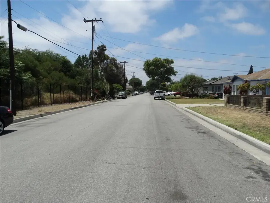 10461 Beach, Bellflower, CA 90706 - #2