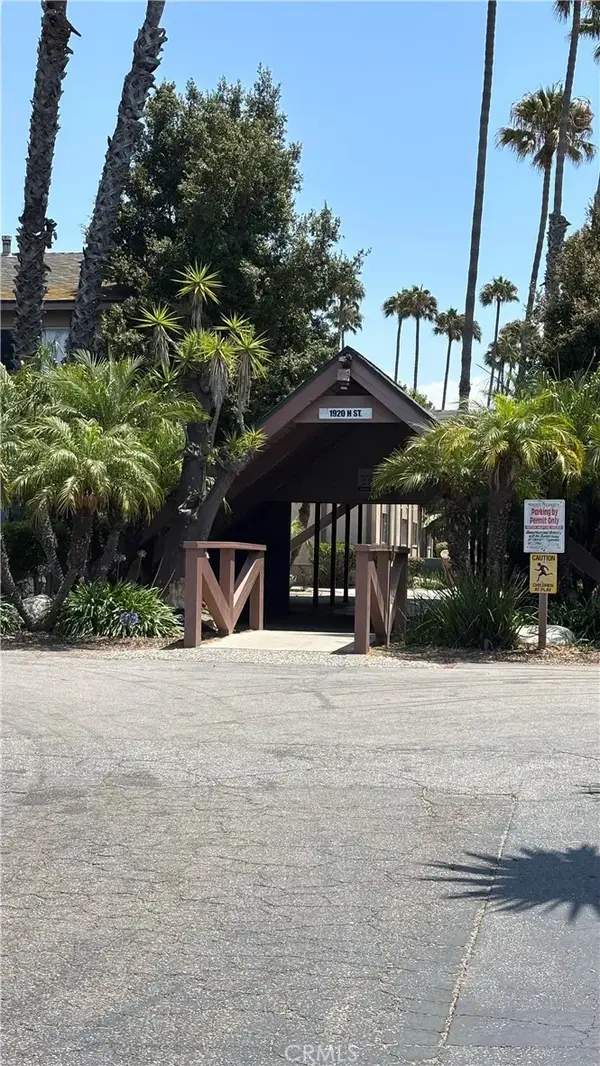 1920 N H Street #235, Oxnard, CA 93036