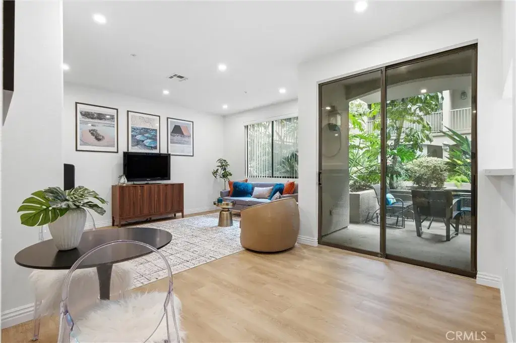 555 Maine #130, Long Beach, CA 90802 - #1