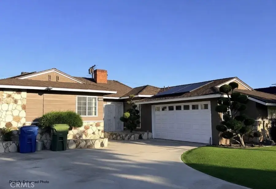 9425 S 10th, Inglewood, CA 90305 - #2