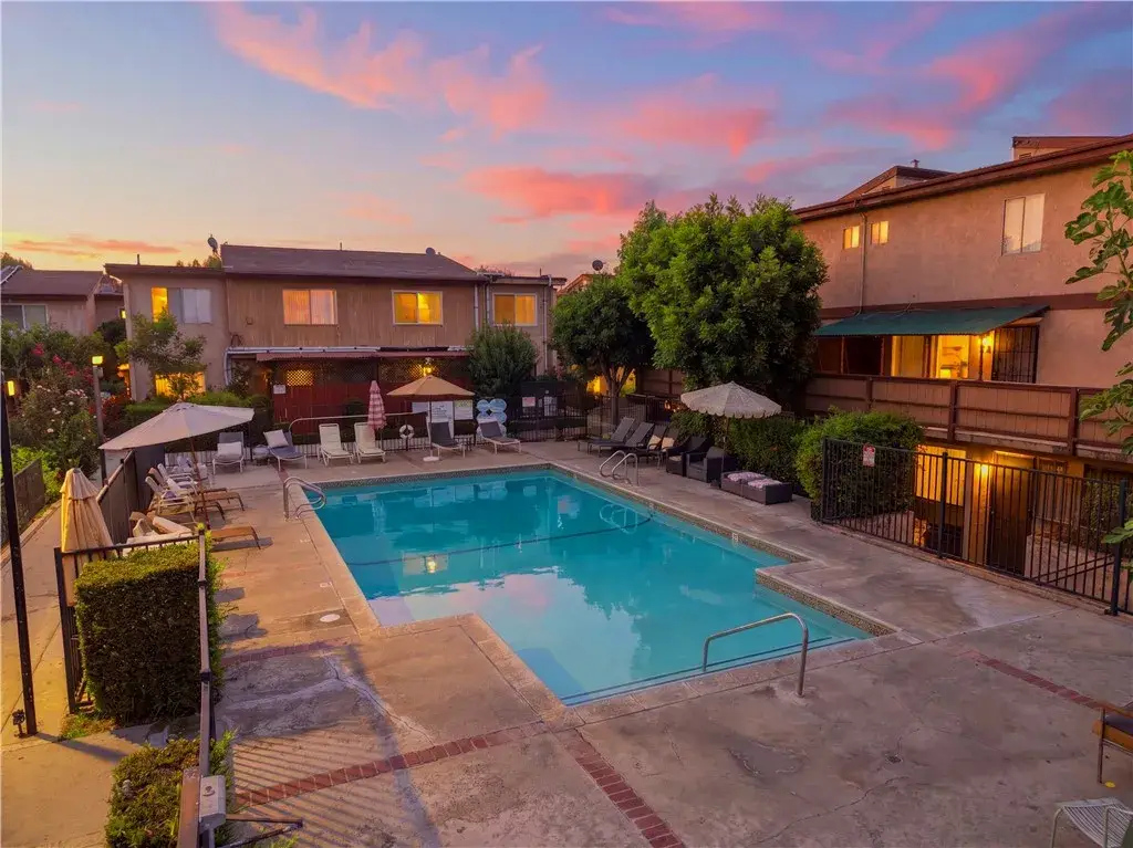 7300 Lennox #K16, Van Nuys, CA 91405 - #1