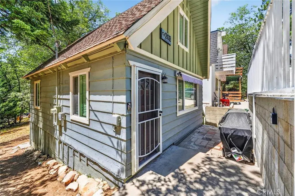2418 Fir, Running Springs, CA 92382 - #1