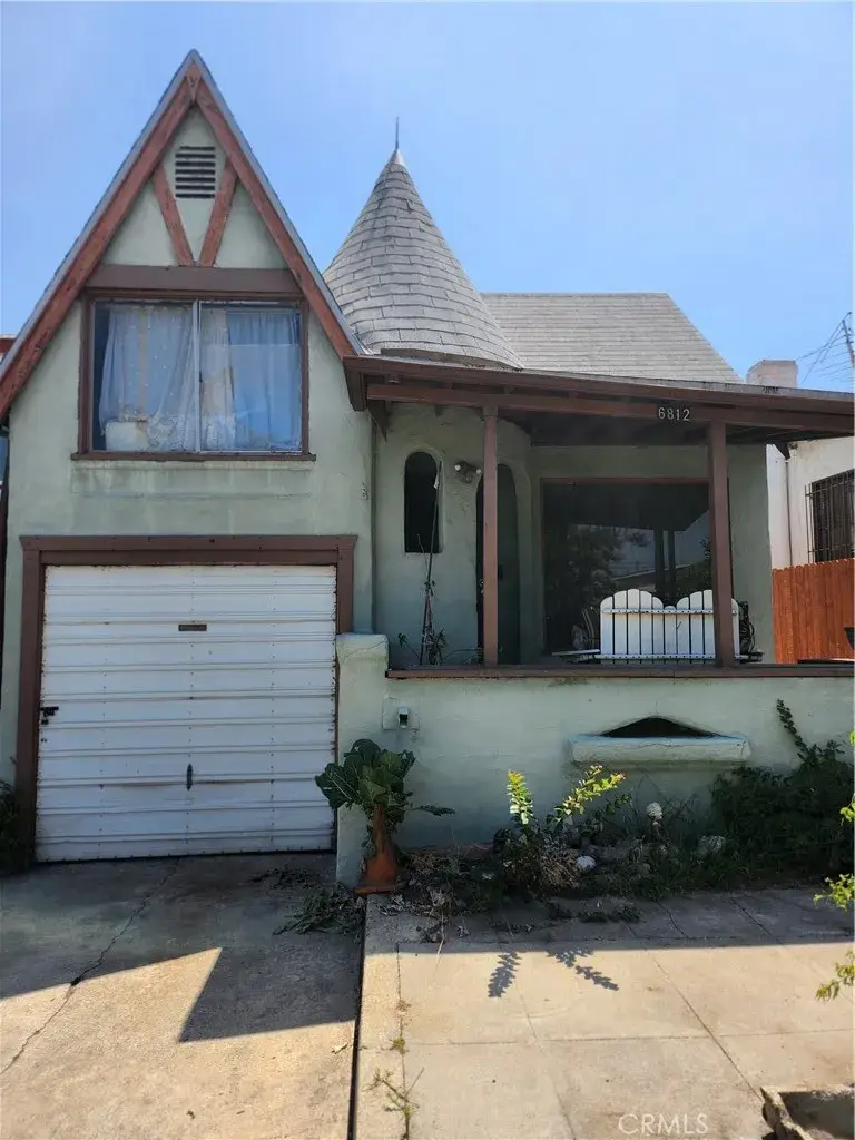 6812 S Van Ness, Los Angeles, CA 90047 - #2