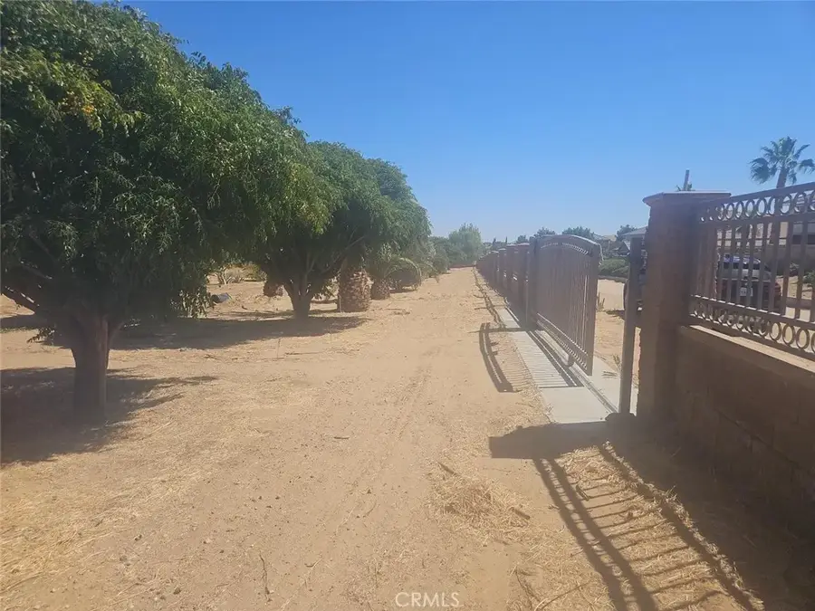 40815 43rd North, Quartz Hill, CA 93551 - #2