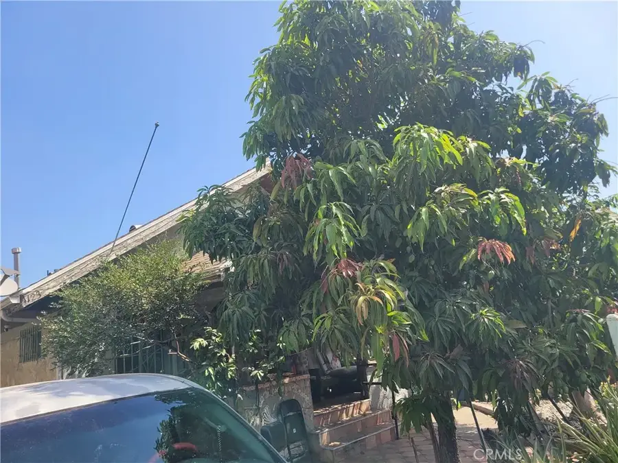 1123 E 57th, Los Angeles, CA 90011 - #3