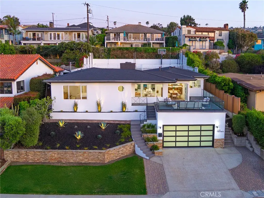 320 Calle Mayor, Redondo Beach, CA 90277 - Image #1