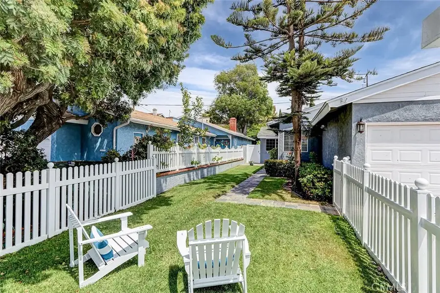 312 N Prospect Avenue, Redondo Beach, CA 90277 - #3
