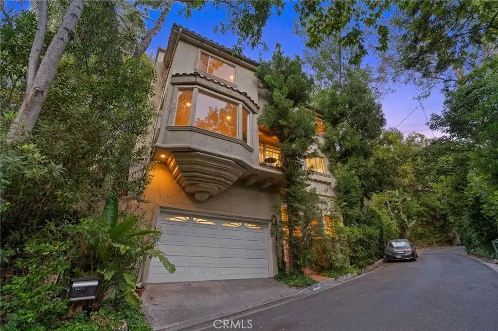 10055 Reevesbury Drive, Beverly Hills, CA 90210 - Image #1