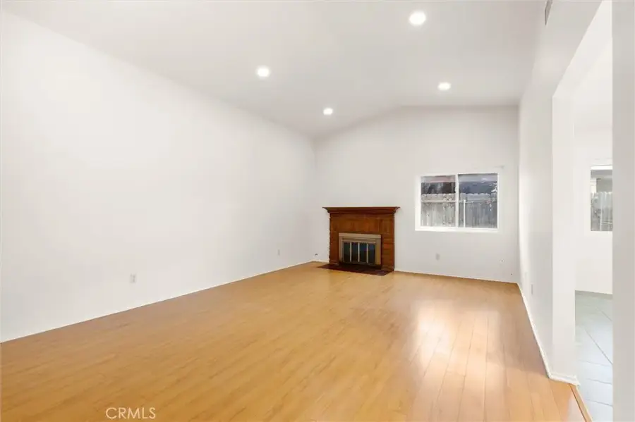 618 S Sally Lee Avenue, Azusa, CA 91702 - Image #3