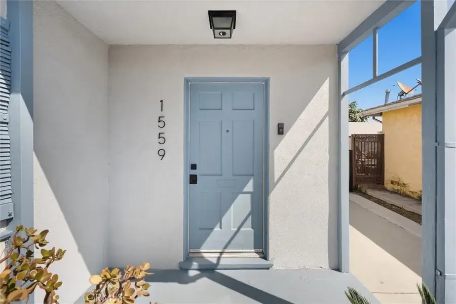 1559 W 113th, Los Angeles, CA 90047 - Image #2